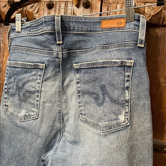 AG Jeans MARI High-Rise Straight 15 Year Mural Distressed detailing Size 30R - Picture 9 of 10